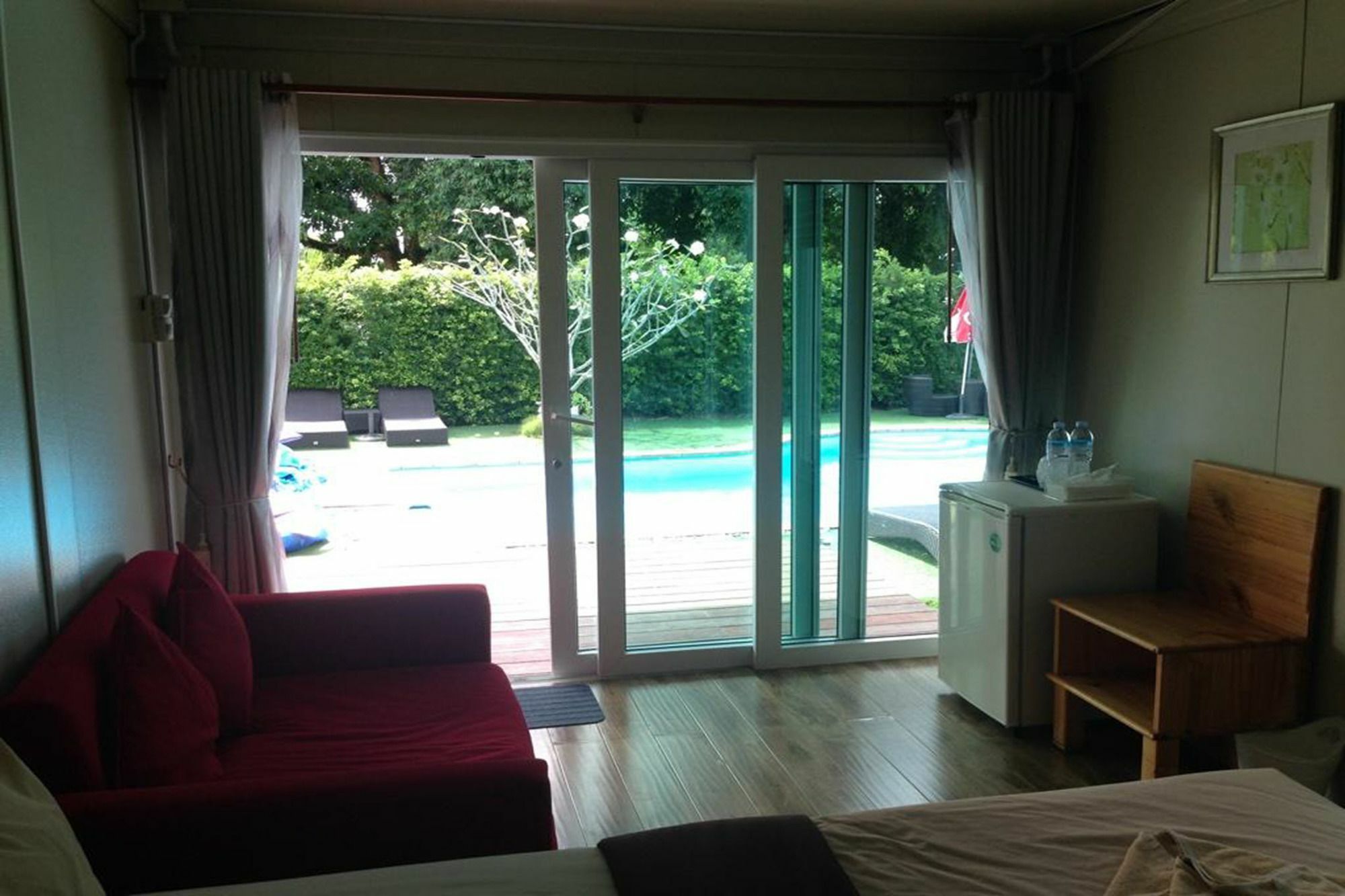 Check In And Chill Out Hotel Ban Laem Sok Ngoại thất bức ảnh